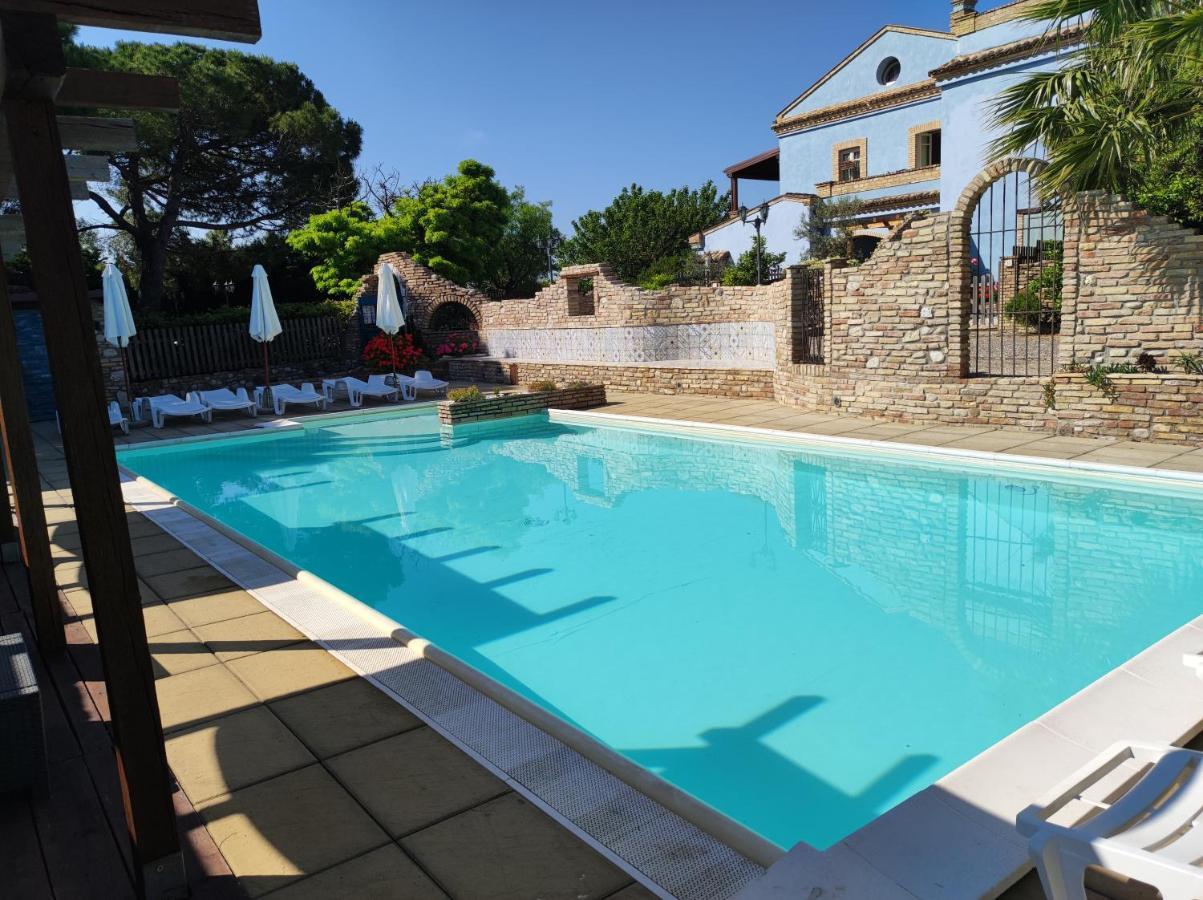 Villa Oscar Vasto Ngoại thất bức ảnh